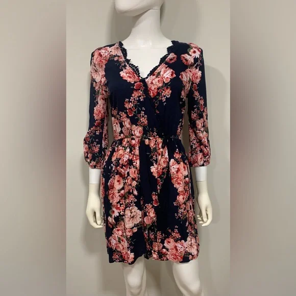 band of gypsies mini dress Band Of Gypsies Fit & Flare Mini Dress Womens XS Deep V Neck Floral Mauve